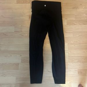 size 6 black lulu leggings barely worn